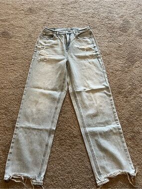 American Eagle distressed jeans